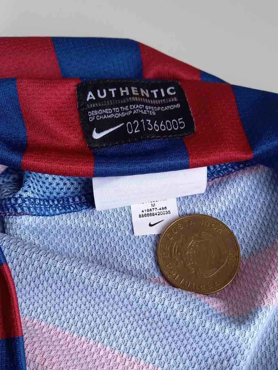 Barcelona 2011/12 Home Shirt Messi (M-Mint)