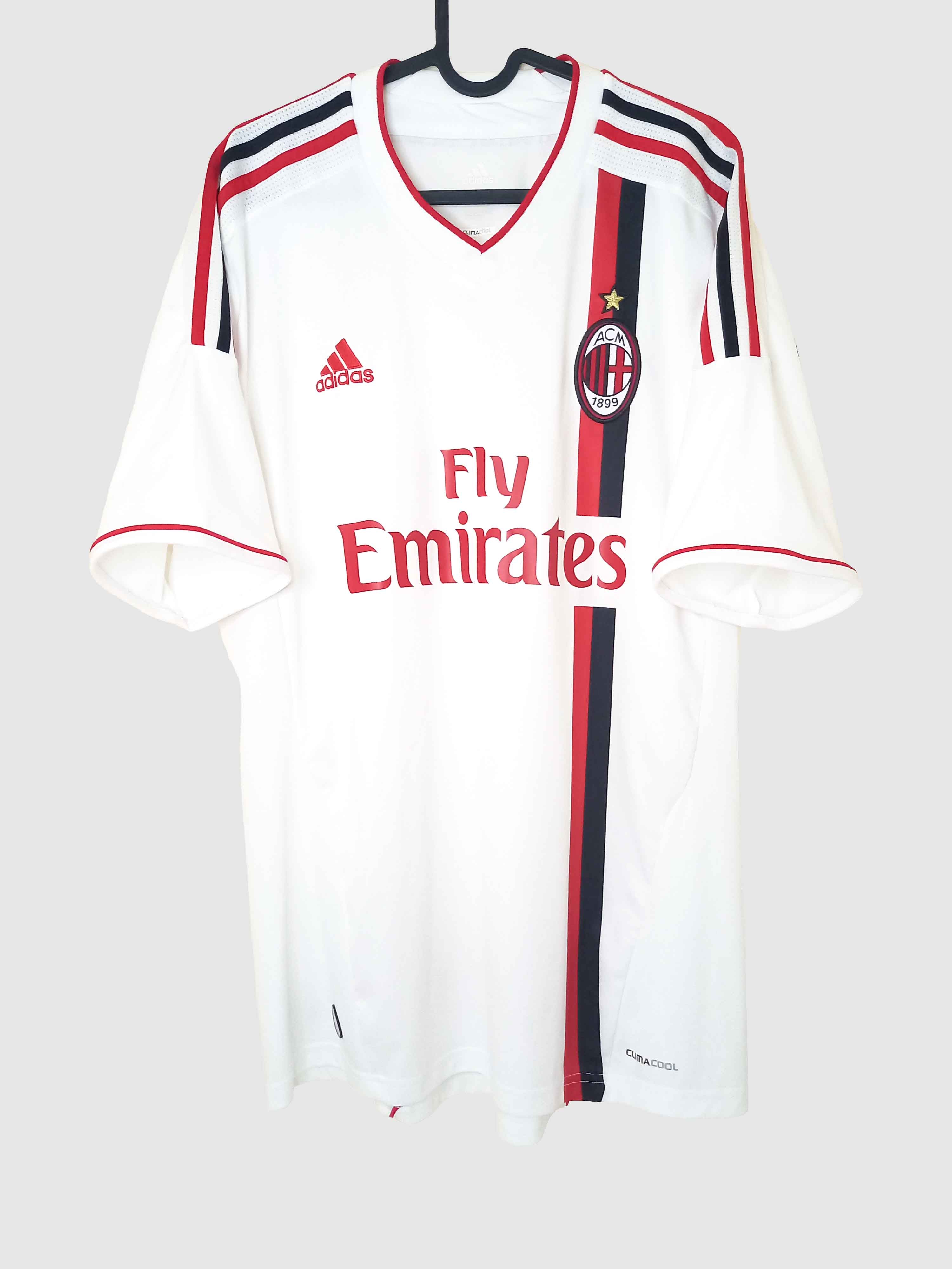 AC Milan 2011/12 Away Shirt | Football Shirt Paradise