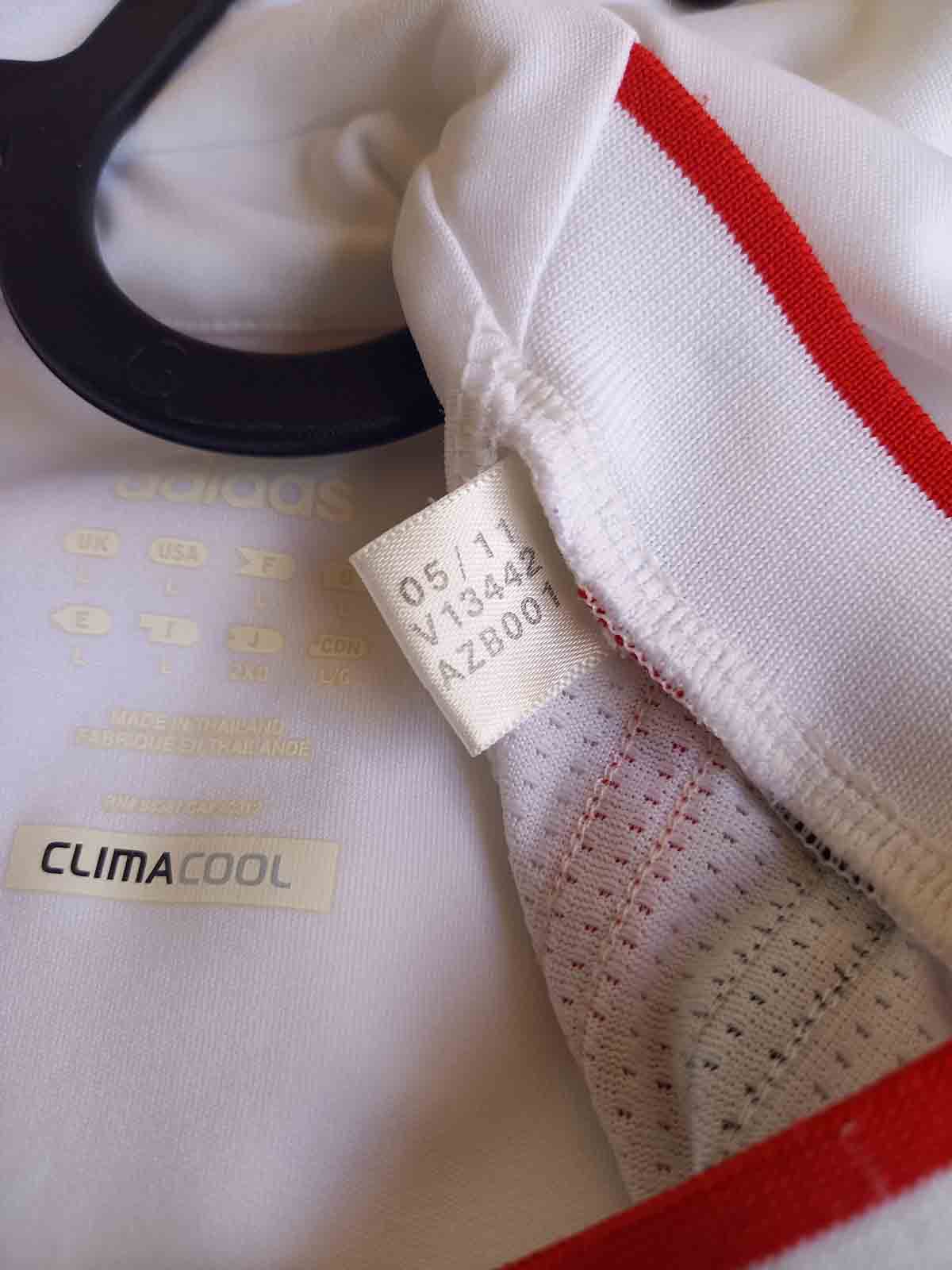 AC Milan 2011/12 Away Shirt V13442 Tags