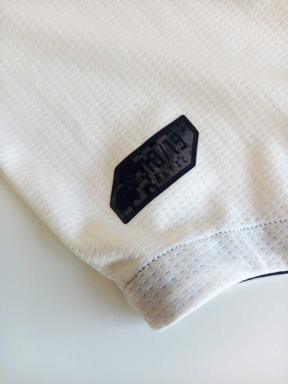 Real Madrid 2018/19 Home Shirt Player Version CG0561 lower