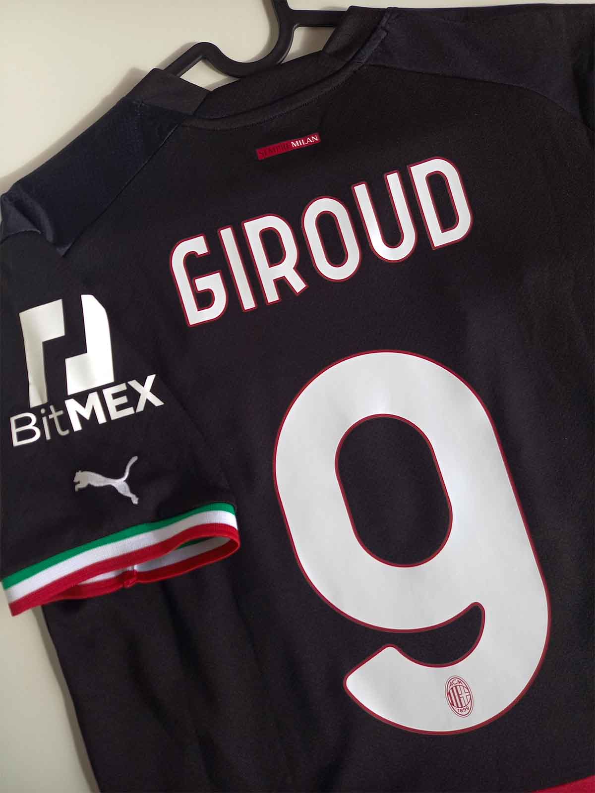 AC Milan 2022/23 Home Shirt Giroud 765824-01 name set