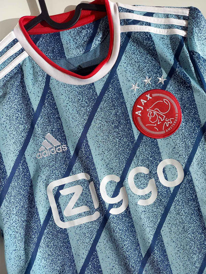 Ajax 2020/21 Away Shirt FI4790 logos