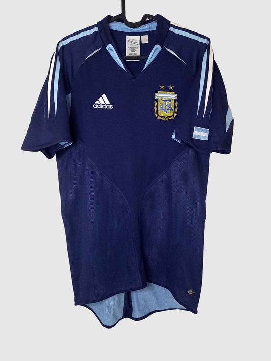 Argentina 2004 away shirt 645785 front