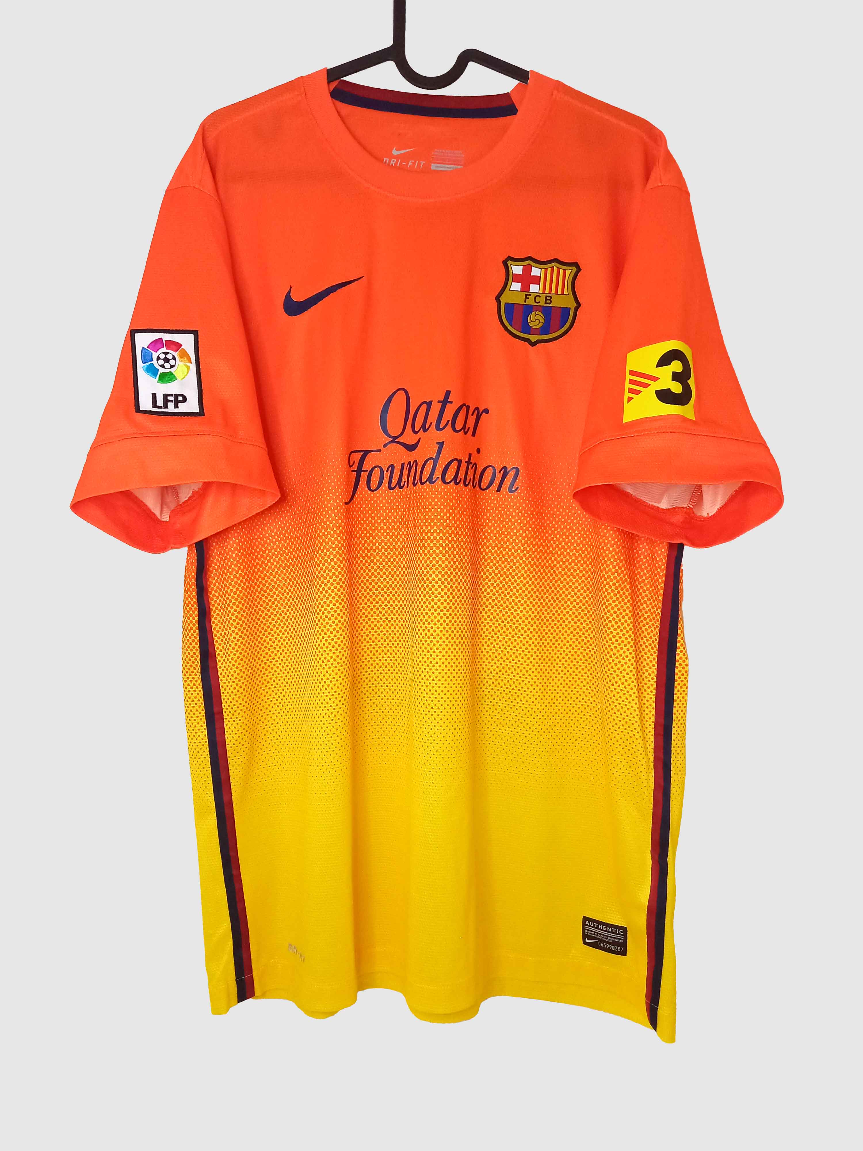 Barcelona 2012/13 Away Shirt Xavi Front 478326-815