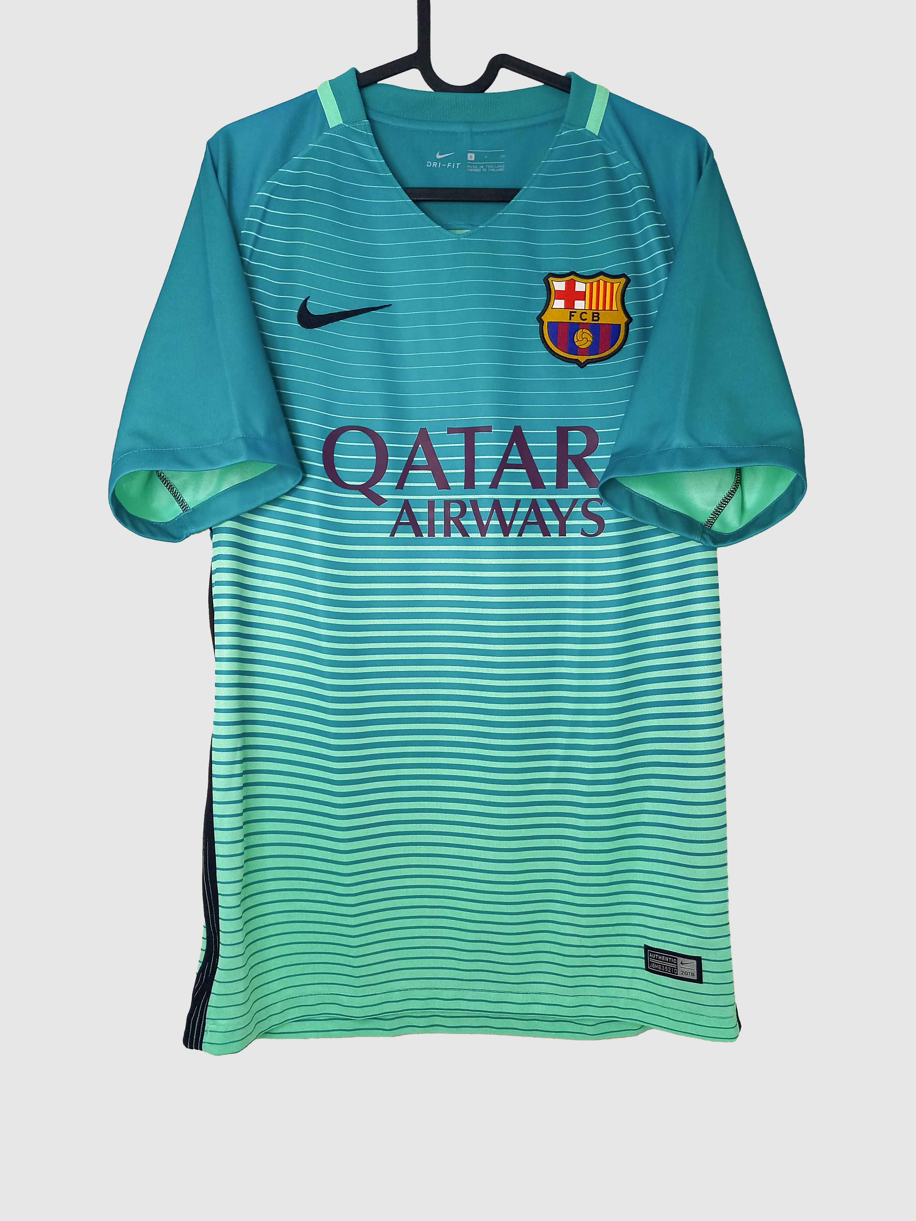 Barcelona 2016/17 Third Shirt Neymar Front 76854-390
