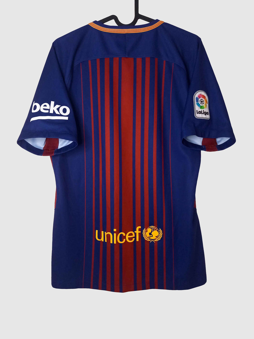 Barcelona 2017/18 Home Shirt Back 847255-456