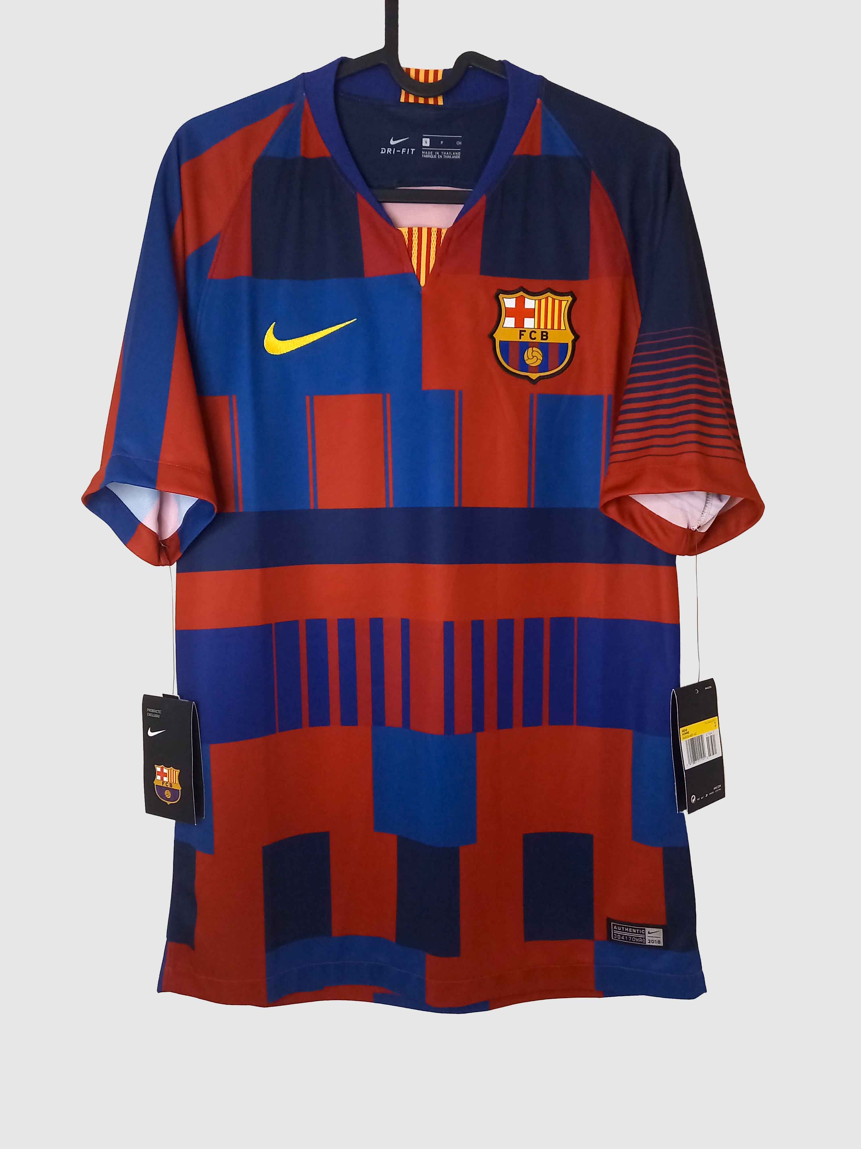 Barcelona 2018/19 Nike 20th Anniversary Shirt Front 943025-456