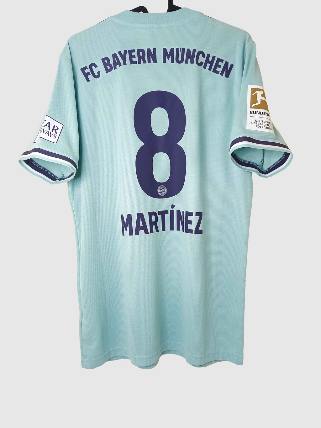 Bayern Munich 2018/19 Away Shirt Martinez Back CF5410