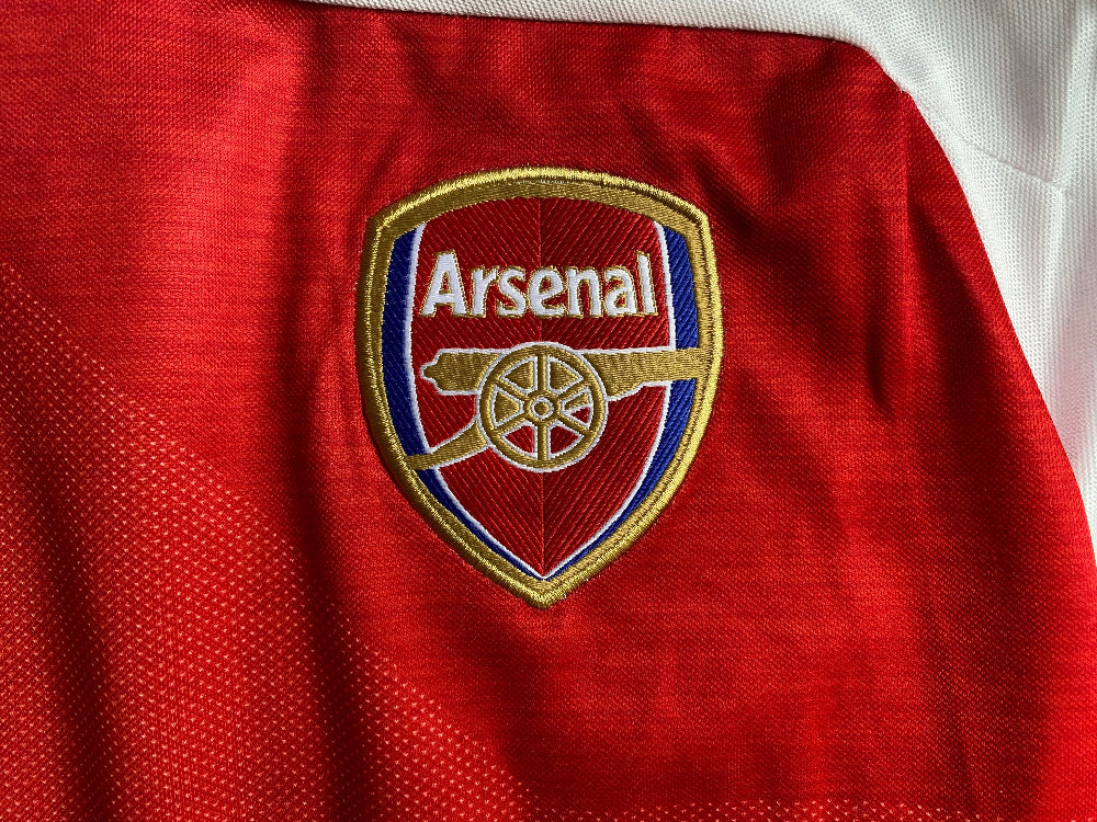 Fake Arsenal badge image