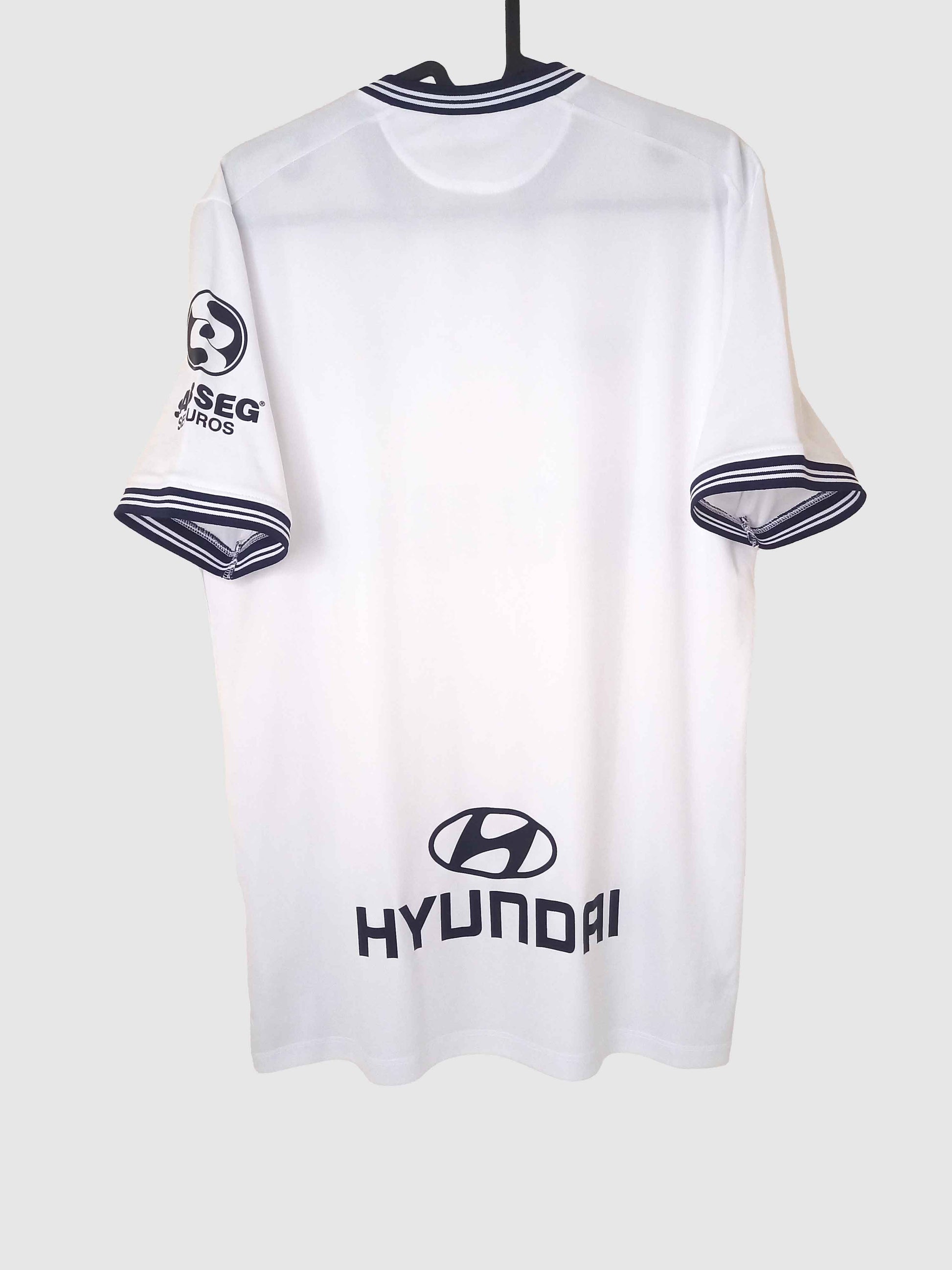 Famalicao 2021/22 Home Shirt Back