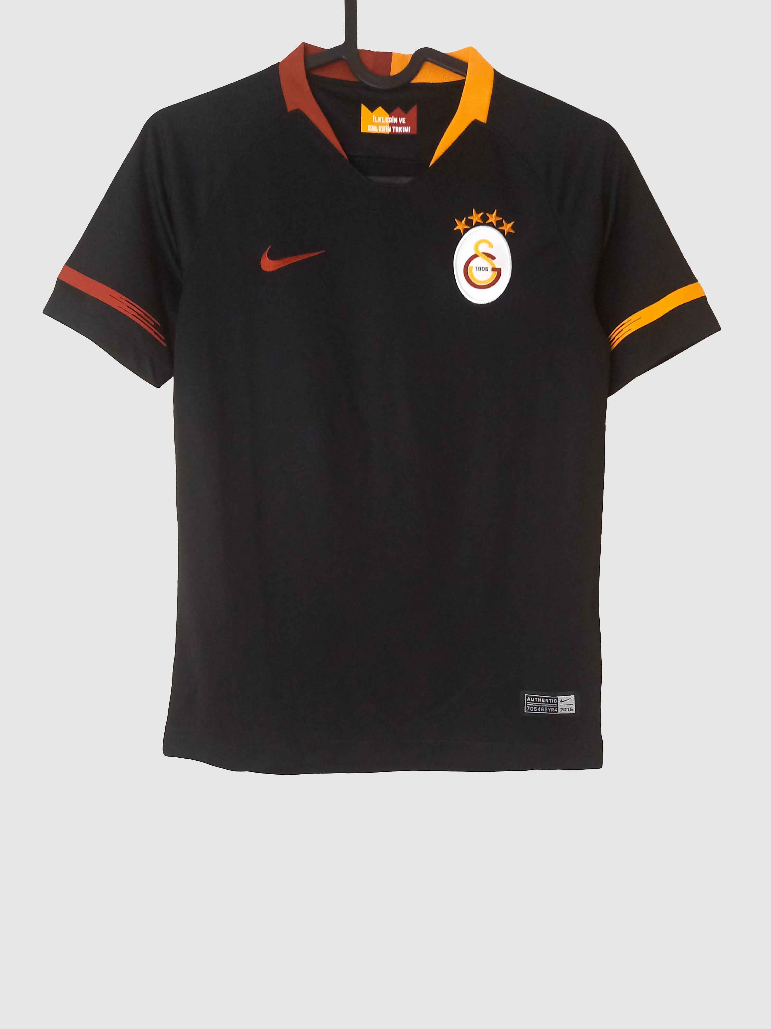 Galatasaray 2018/19 Away Shirt Front 919238-010