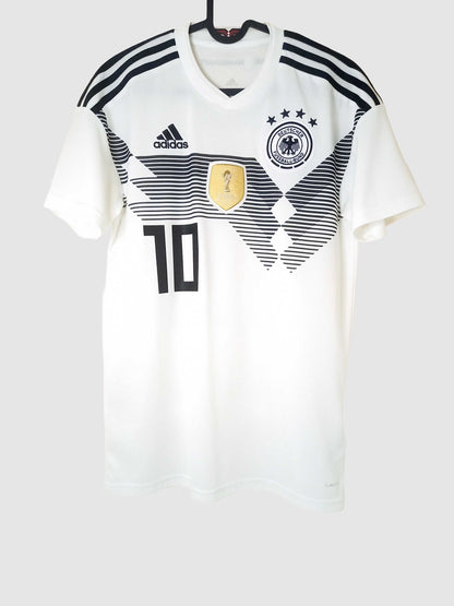 Germany 2018/19 Home Shirt Ozil BR7843 front