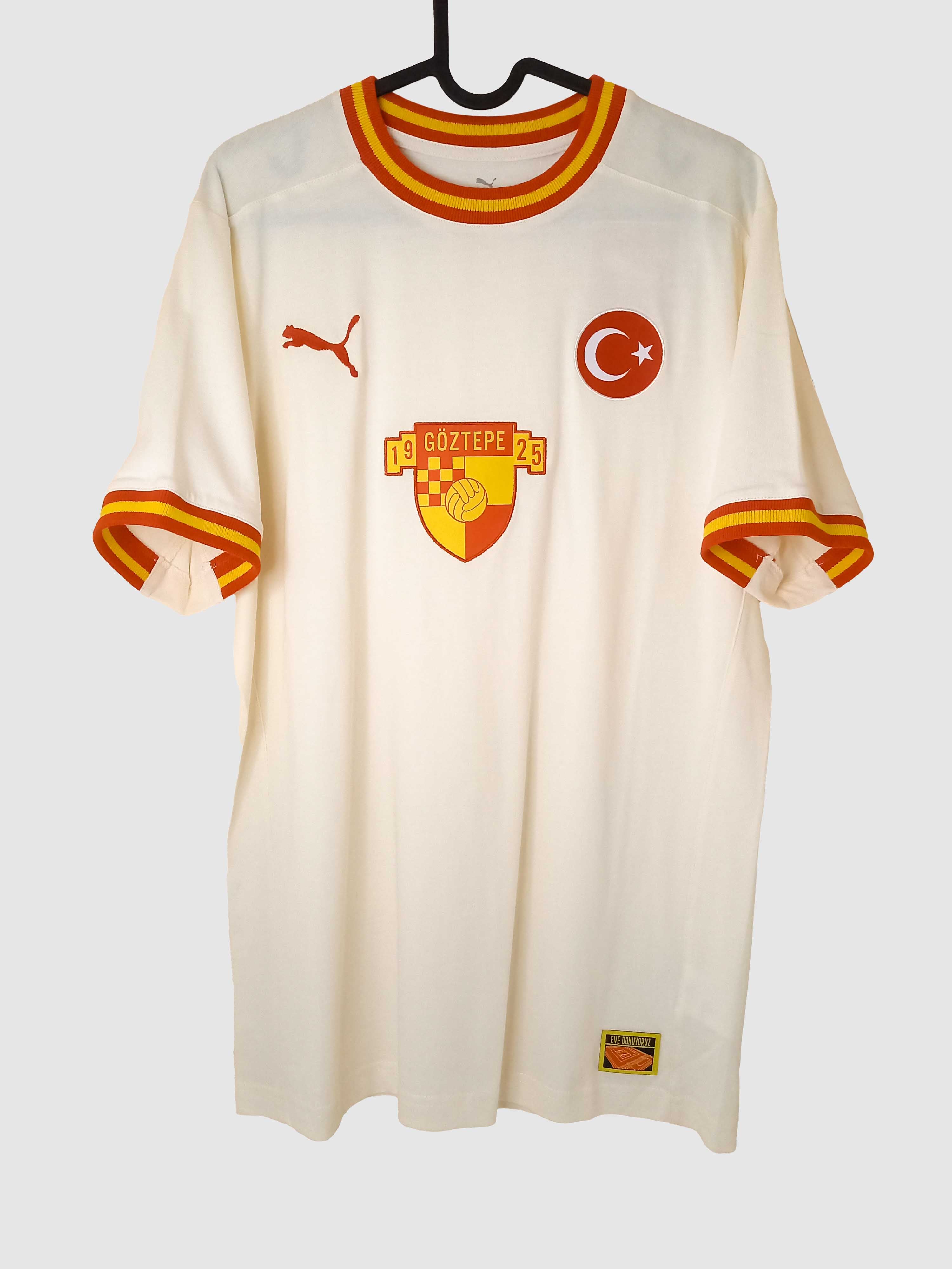 Goztepe 2020 Stadium Shirt Front 758799-01