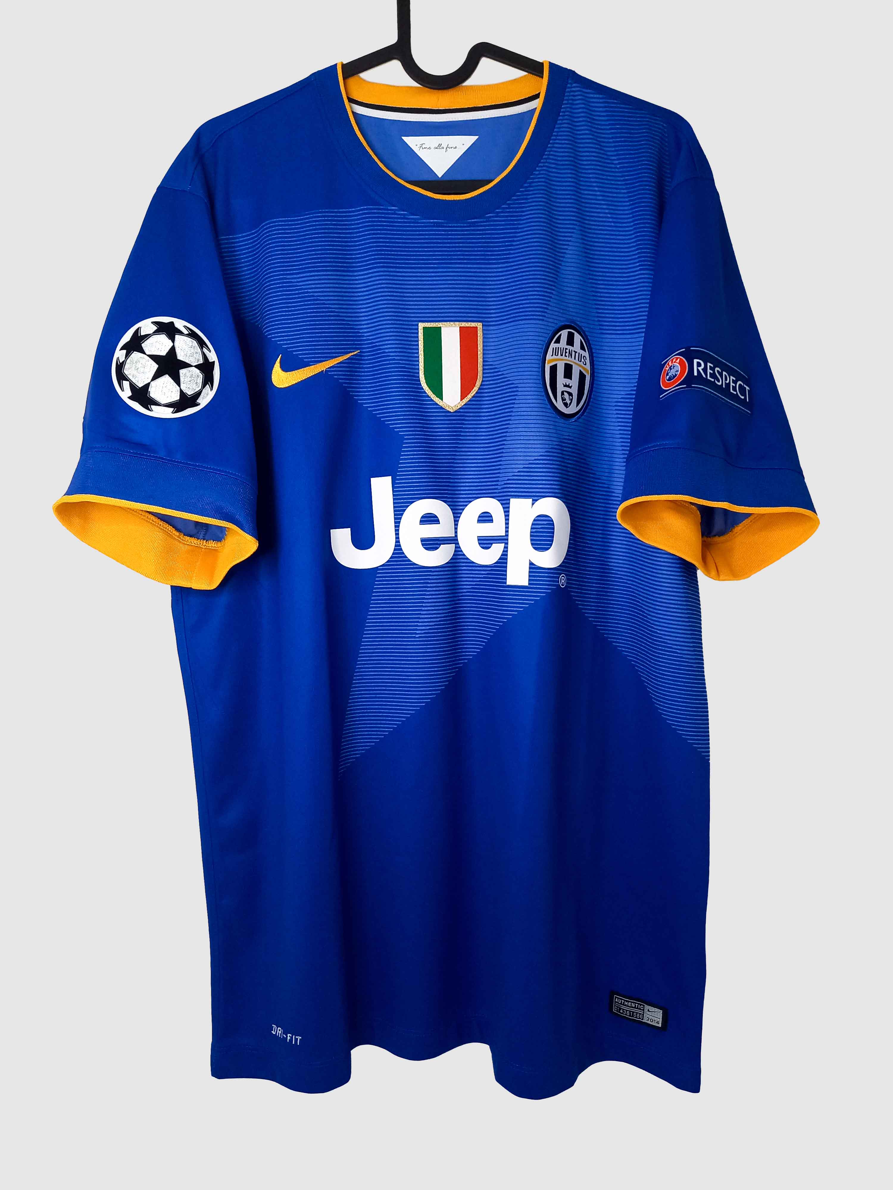 Juventus 2014/15 Away Shirt Morata Front 611078-472