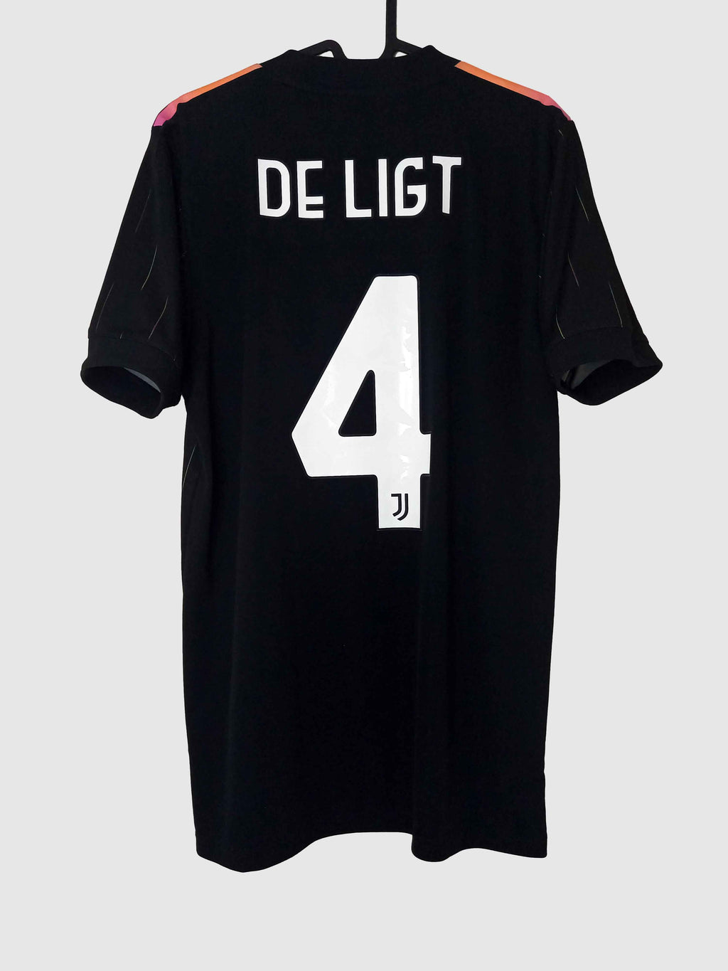 Juventus 2021/22 Away Shirt De Ligt Back GS1438