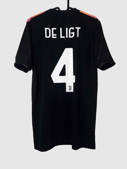 Juventus 2021/22 Away Shirt De Ligt Back GS1438