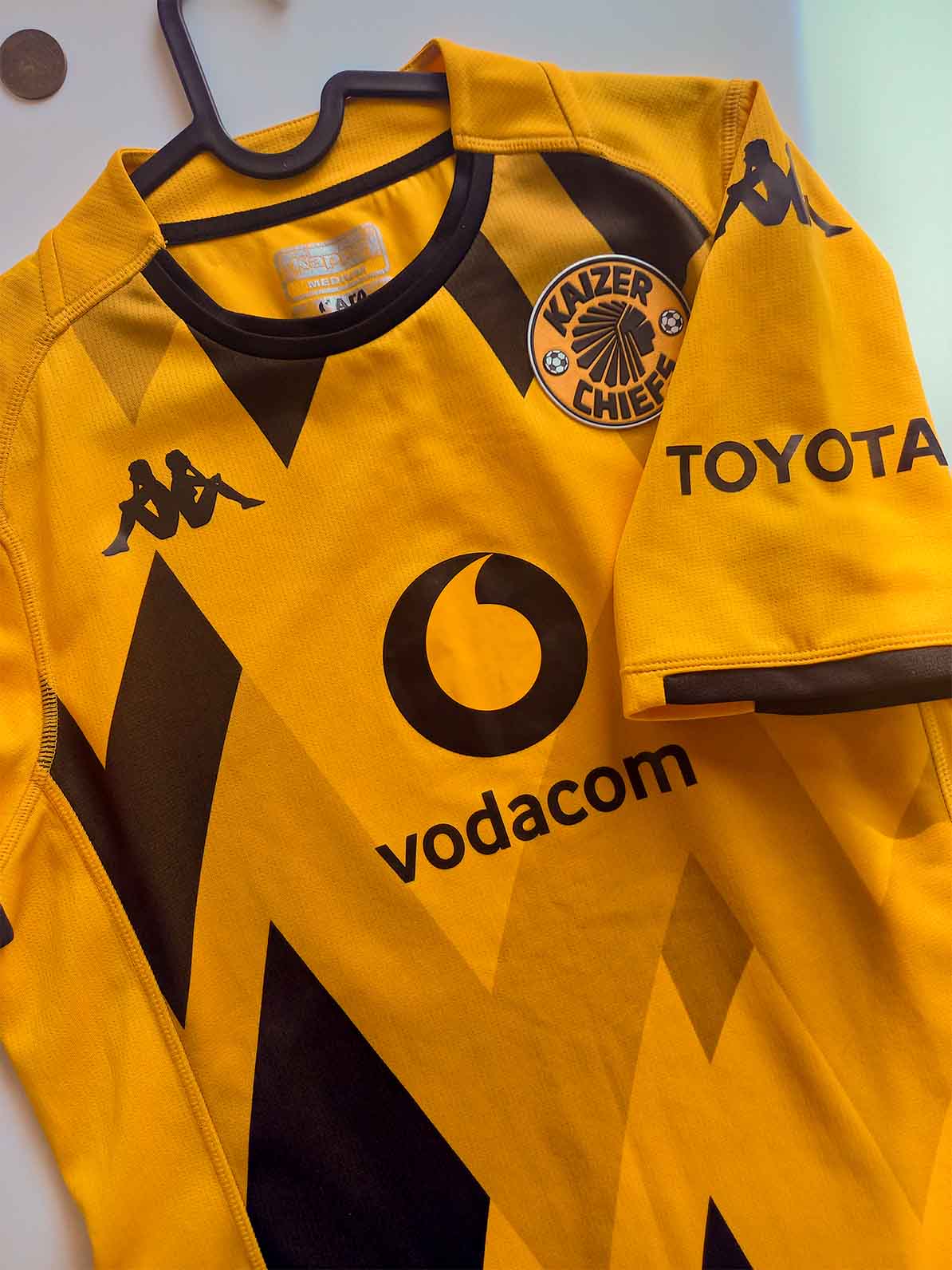 Kaizer Chiefs 2023/24 Home Shirt logos