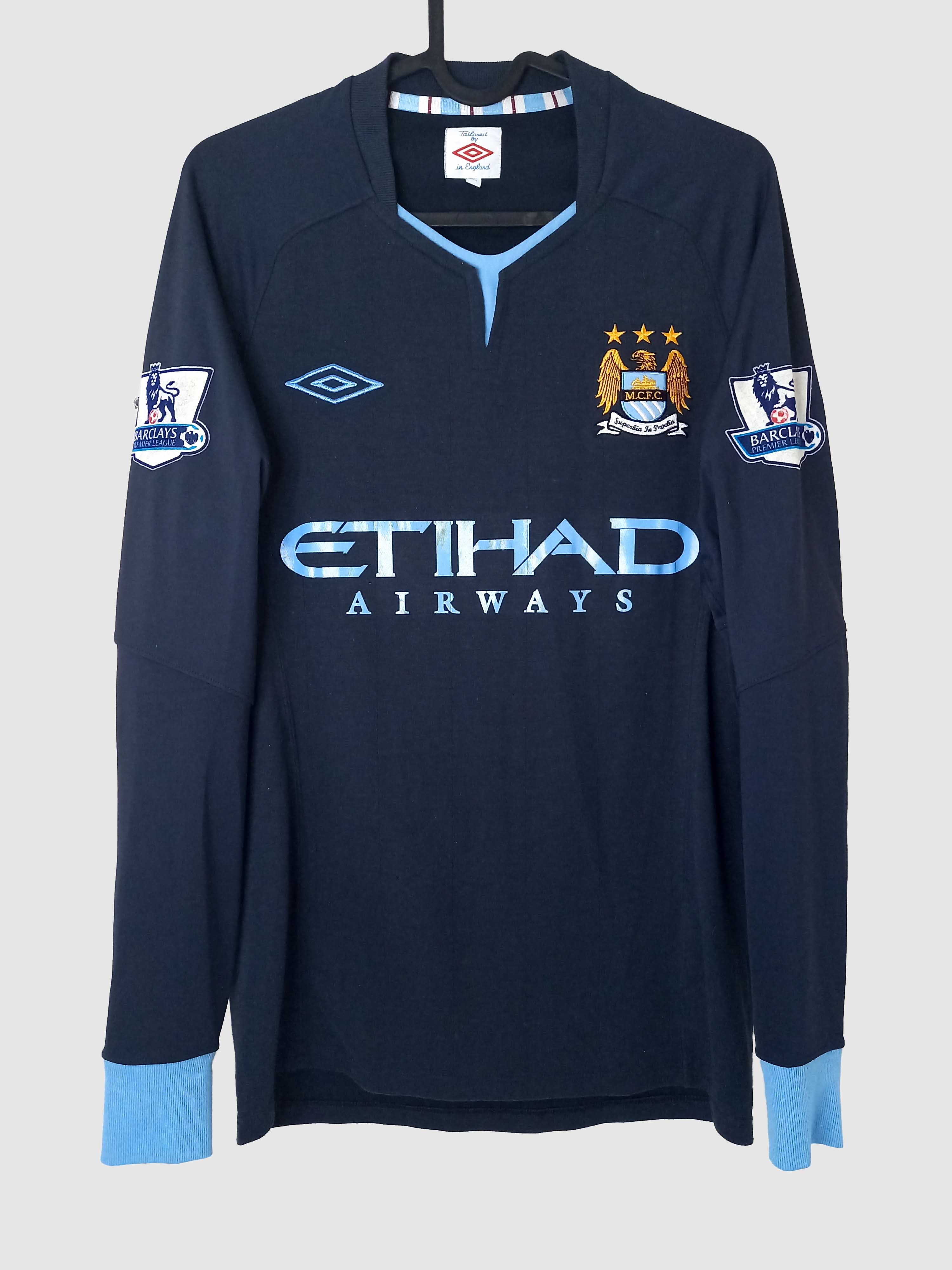 Manchester City 2010/11 Away Shirt De Jong Front