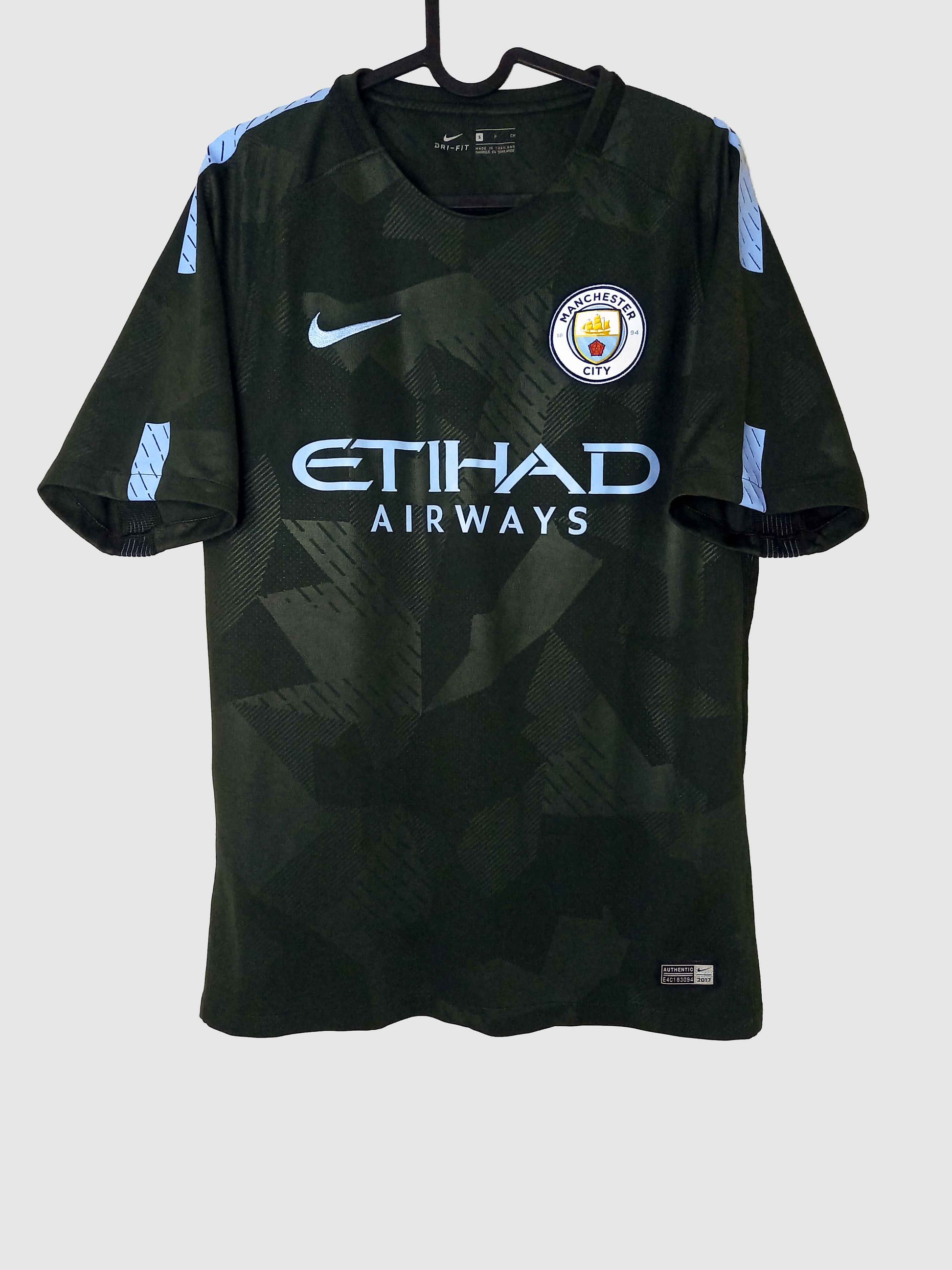Manchester City 2017/18 third shirt 847259-333 front