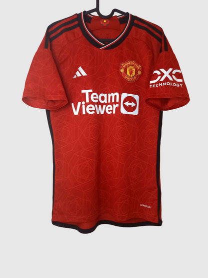 Manchester United 2023/24 Home Shirt Bruno Fernandes Front IP1726