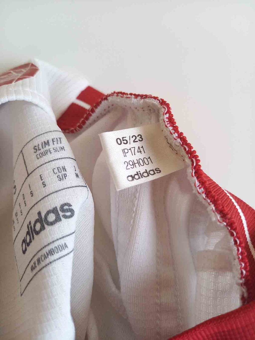 Manchester United 2023/24 Third Shirt Tags IP1741