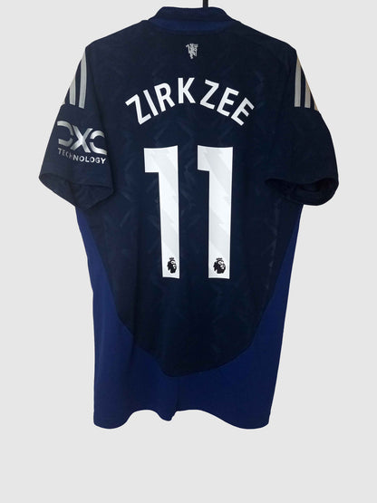 Manchester United 2024/25 Away Shirt Zirkzee Back IU1390