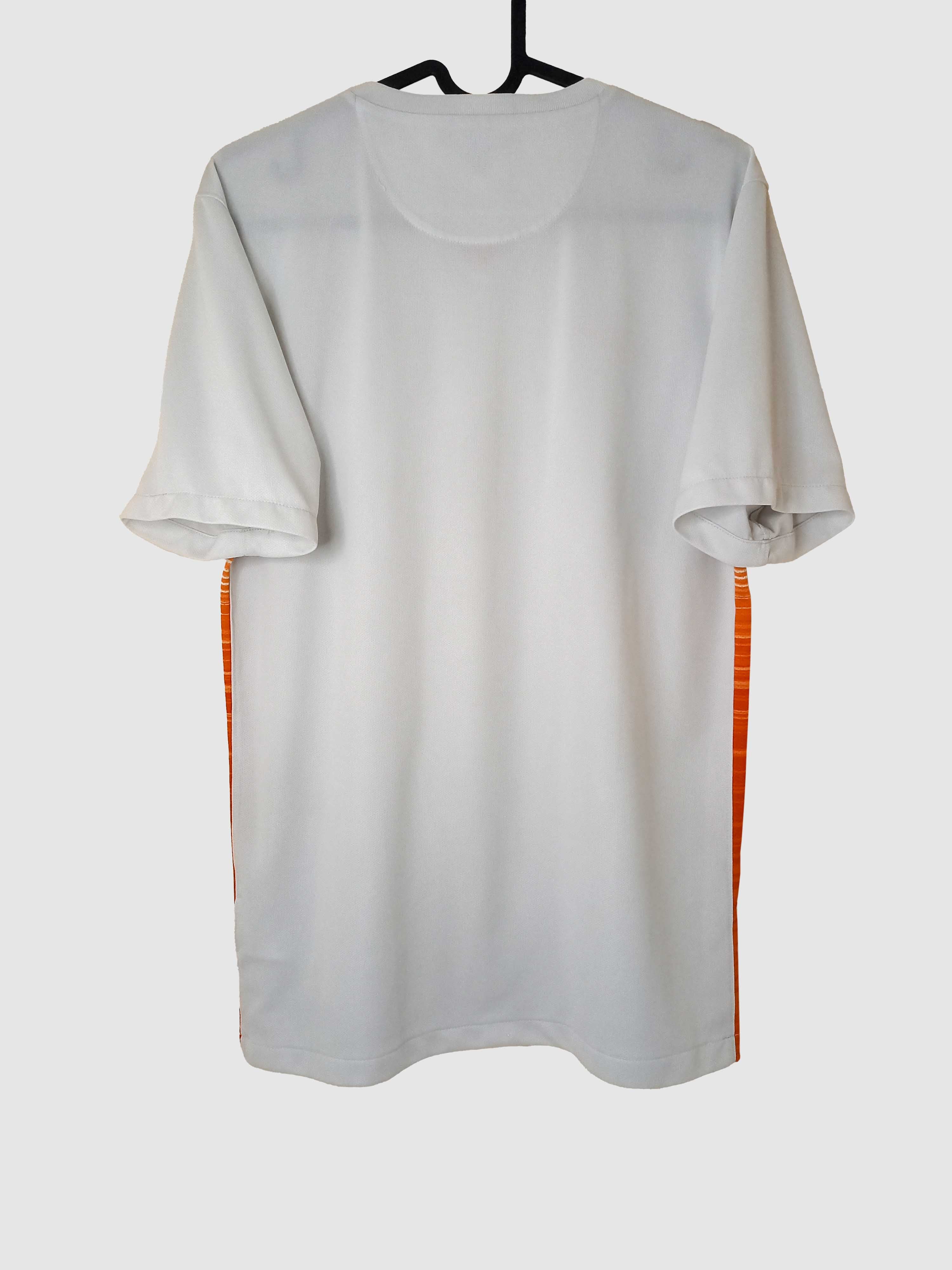Netherlands 2015/16 Away Shirt Back 640844-105