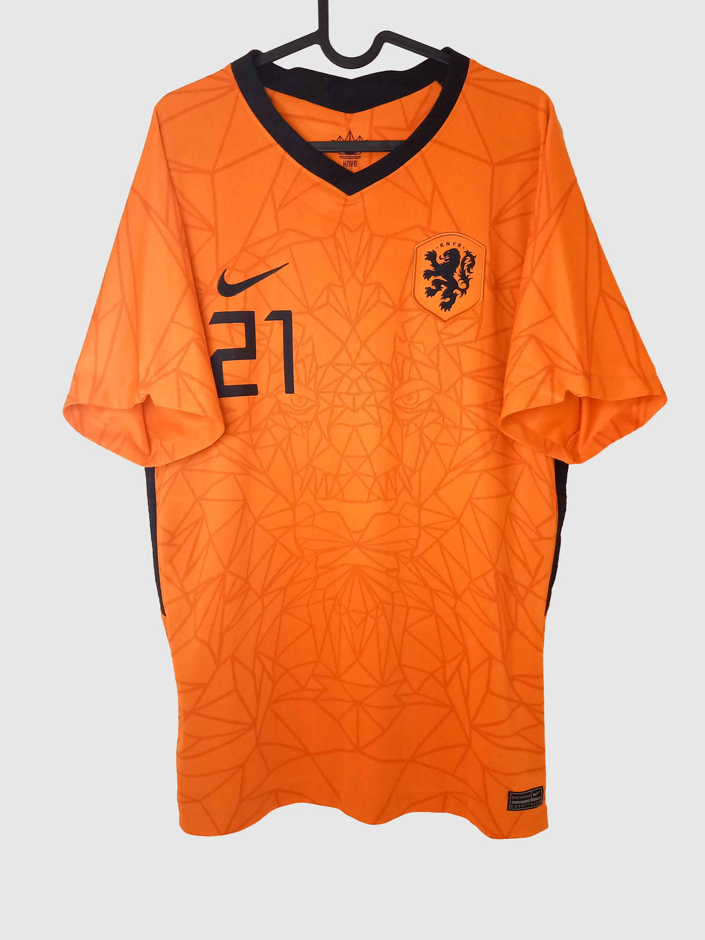 Netherlands 2020/21 Home Shirt De Jong Front CD0712-819