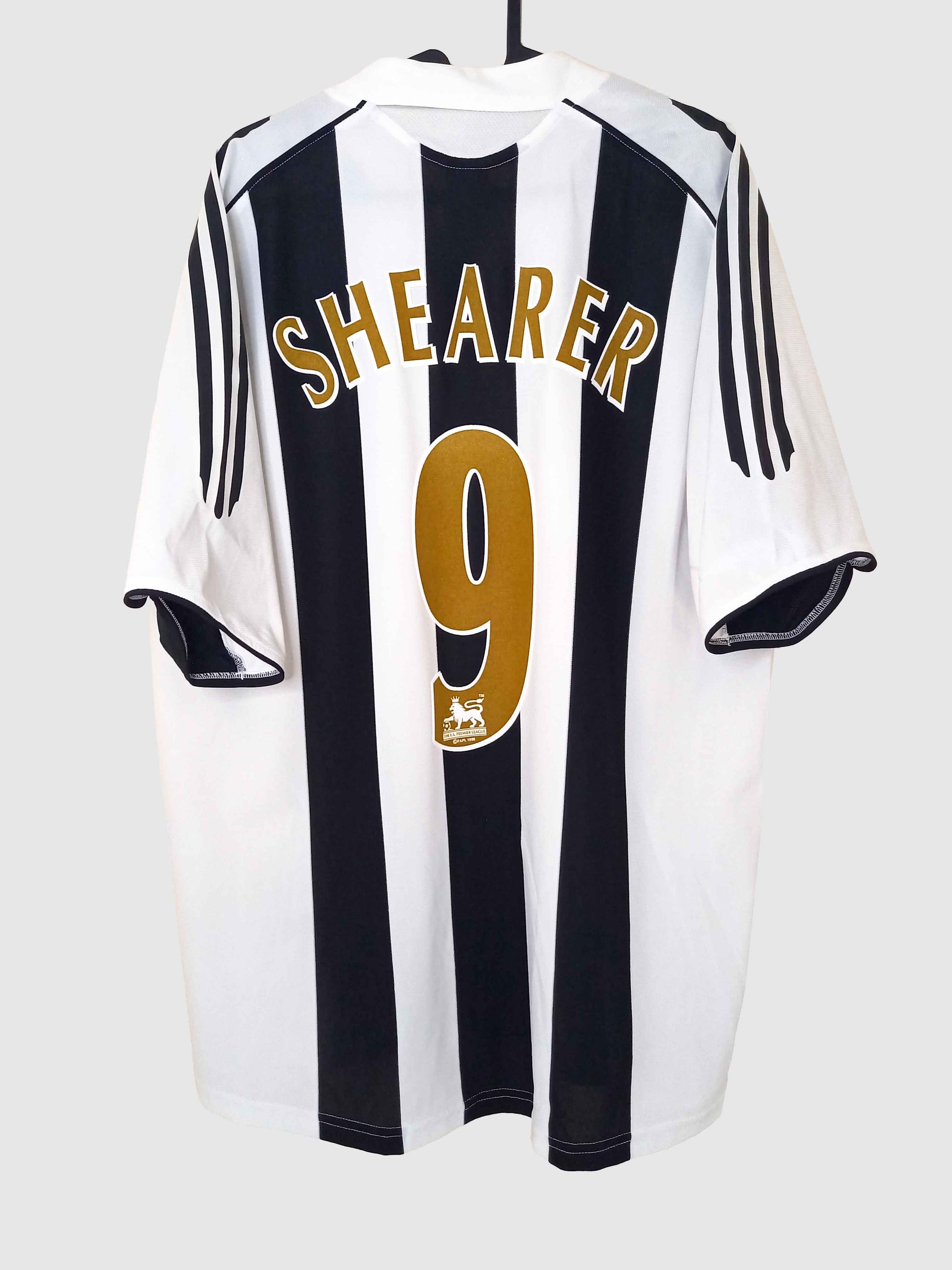 Newcastle United 2005/06 Home Shirt Shearer 110161 Back