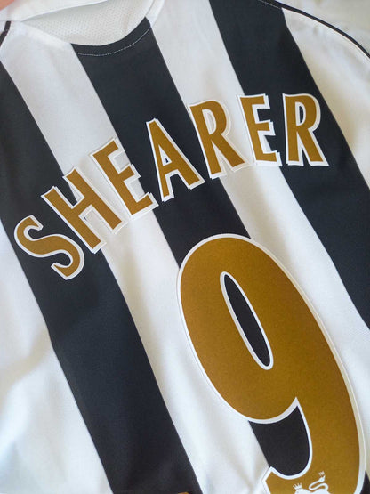 Newcastle United 2005/06 Home Shirt Shearer 110161 name set