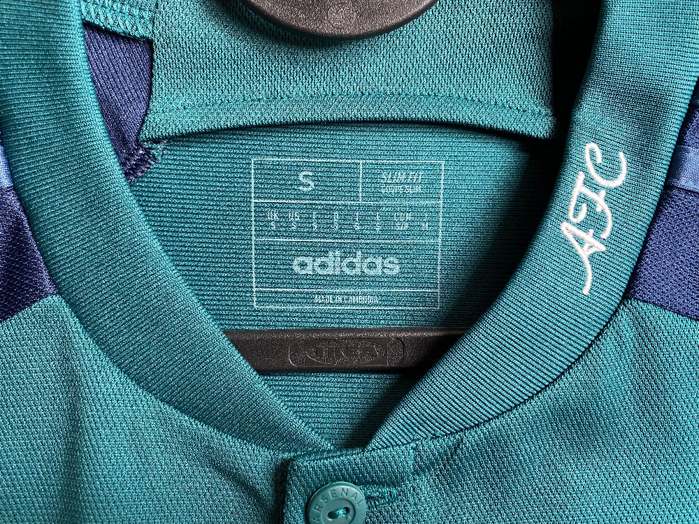 Original Adidas football shirt sizing details