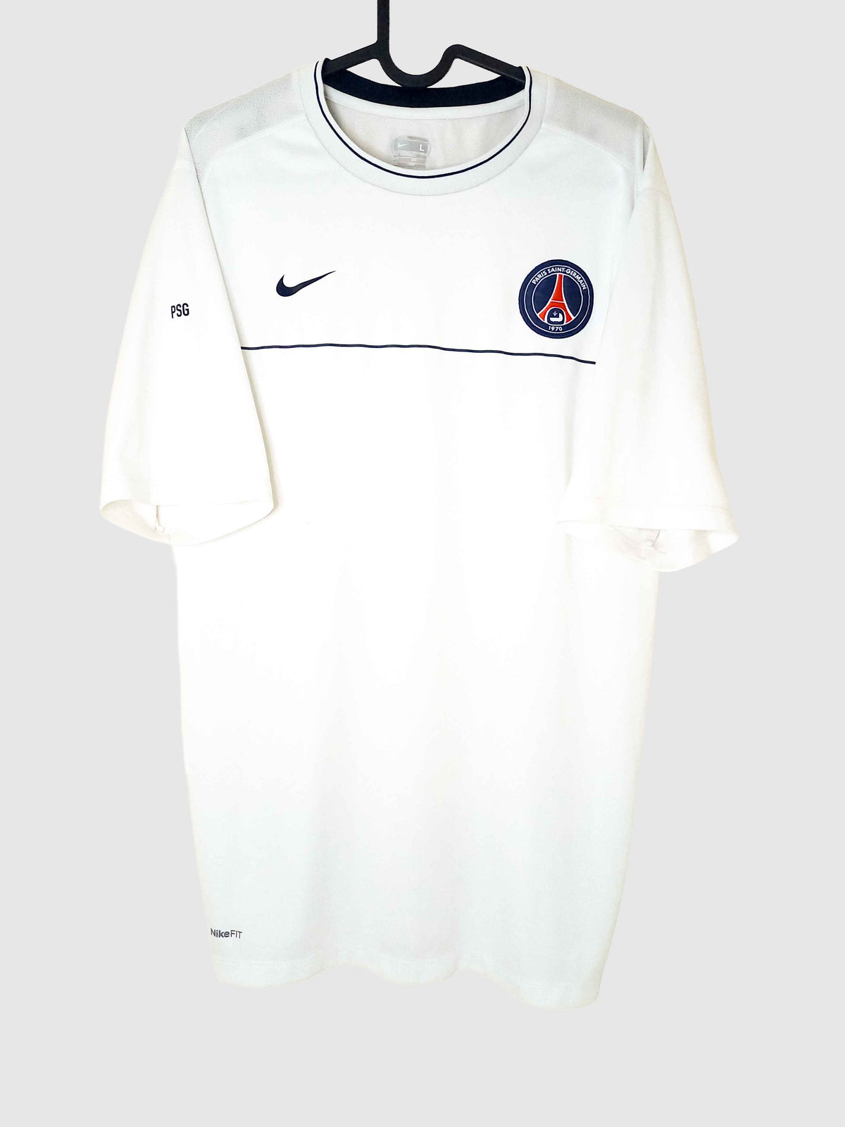PSG 2008/09 training shirt front