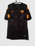 Roma 2017/18 Third Shirt Nainggolan Front 847282-220