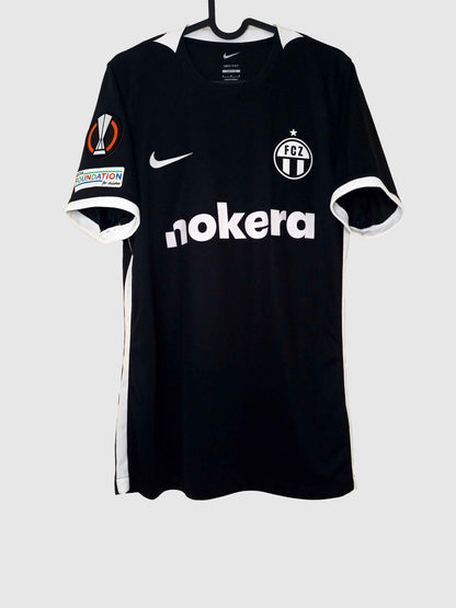 Zurich 2022/23 Away Shirt Kamberi Front DH7990-010
