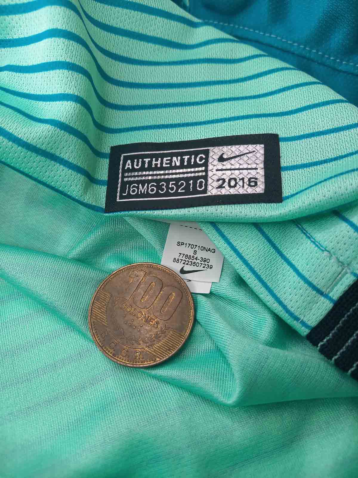 Barcelona 2016/17 Third Shirt (S-Mint)